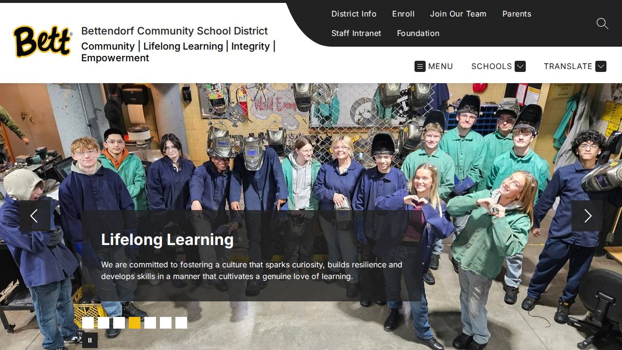 Bettendorf Comm School District website screenshot