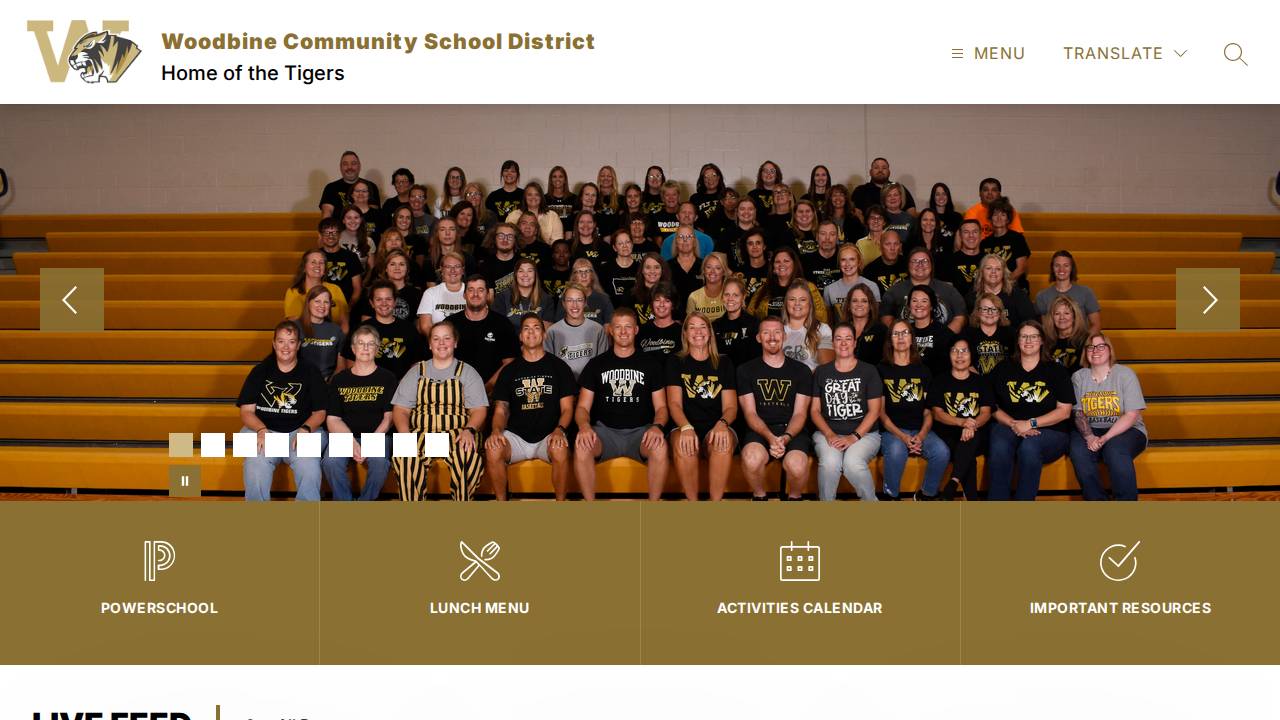 Woodbine Comm School District website screenshot