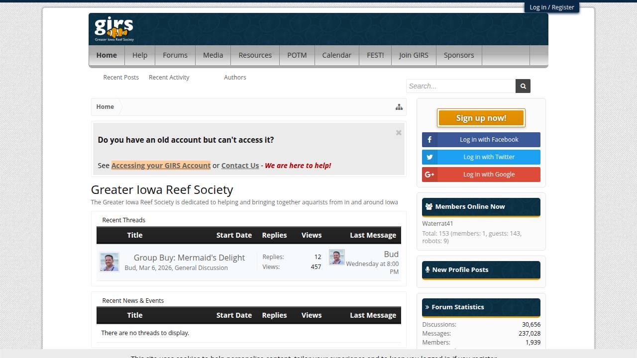 Iowa Exotic Aquariums website screenshot