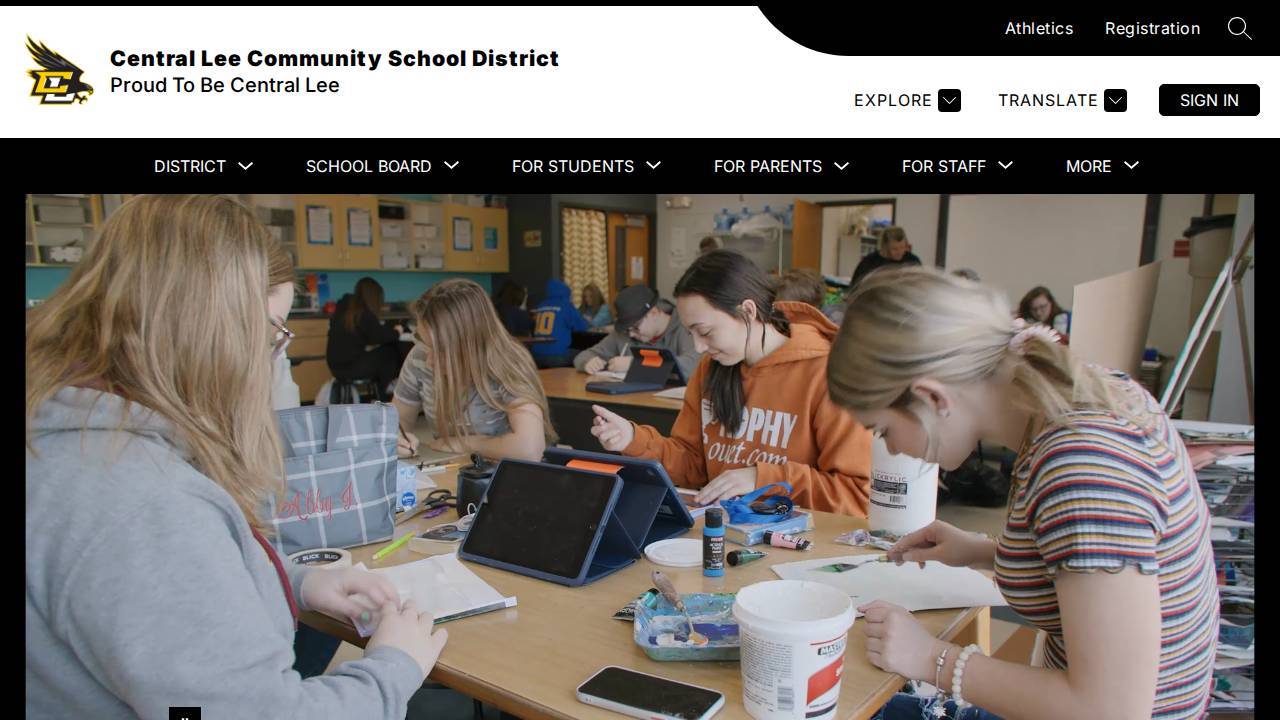 Central Lee Comm School District website screenshot